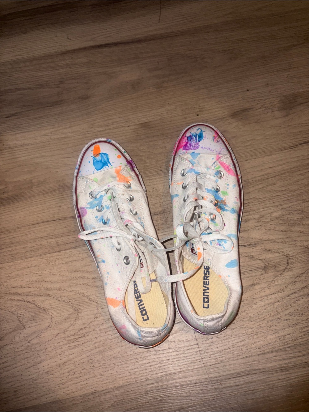 Converse White Low Top Sneakers with Bright Paint Splatter size 10